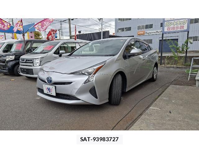 Toyota PRIUS 2017-03 8814212-4