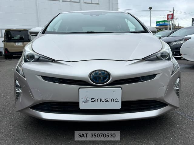 Toyota PRIUS 2016-06 8814343-9
