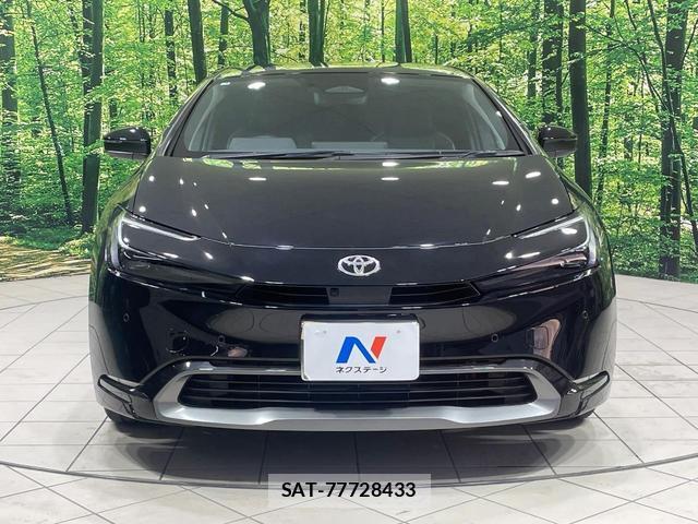 Toyota PRIUS 2023-07 8814391-13