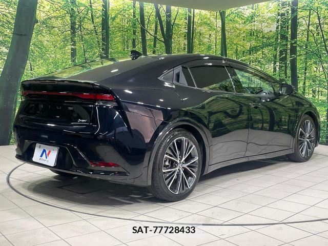 Toyota PRIUS 2023-07 8814391-16