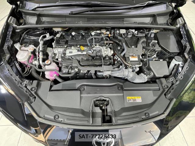 Toyota PRIUS 2023-07 8814391-17