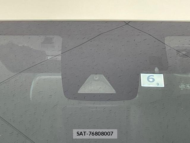 Toyota PRIUS 2016-07 8814406-6