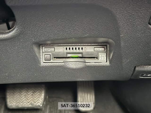 Toyota PRIUS 2020-12 8814614-18