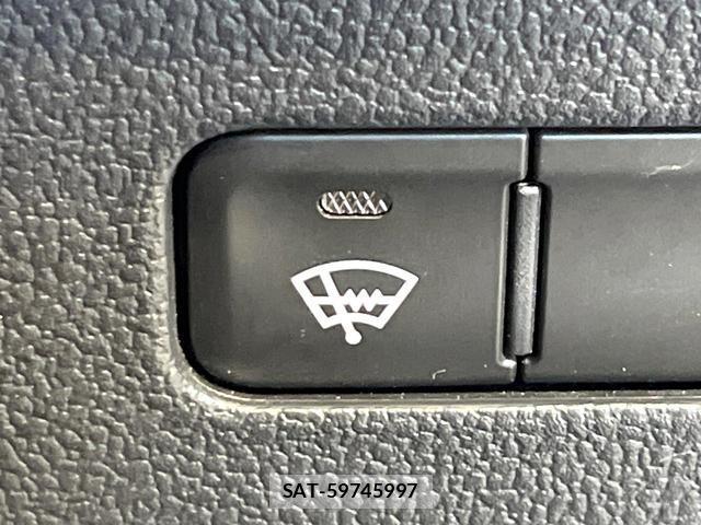 Toyota PRIUS 2016-01 8814668-5