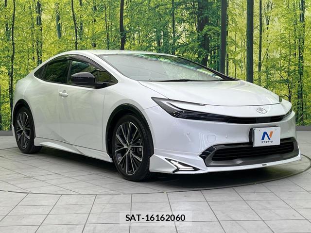 Toyota PRIUS 2024-03 8814773-15