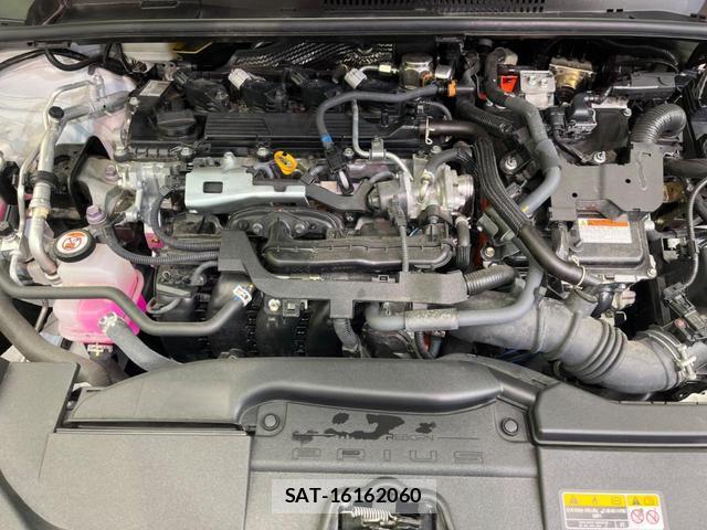 Toyota PRIUS 2024-03 8814773-17