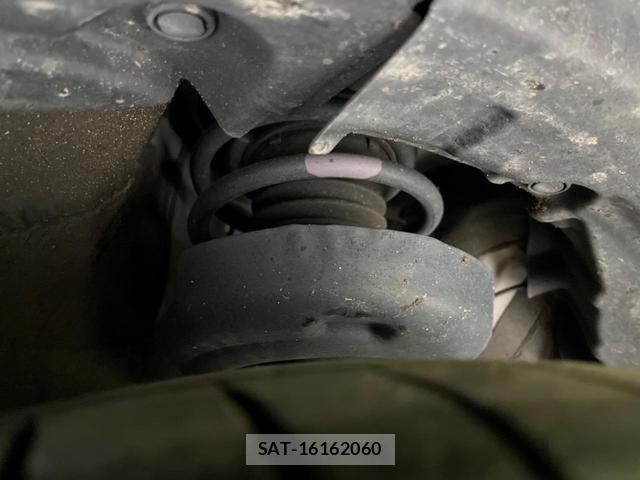 Toyota PRIUS 2024-03 8814773-19