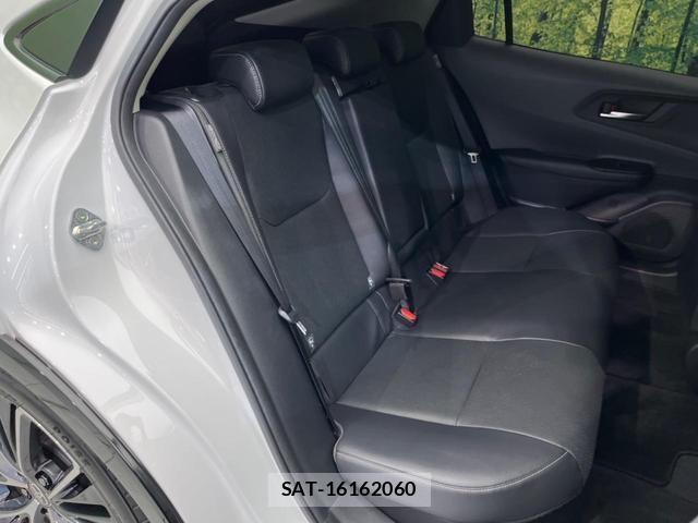 Toyota PRIUS 2024-03 8814773-8