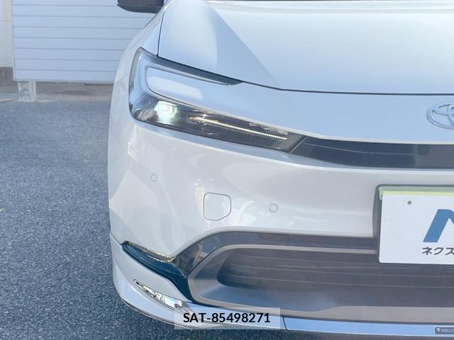 Toyota PRIUS 2023-11 8814785-12