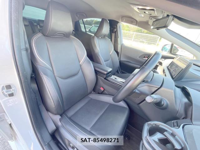 Toyota PRIUS 2023-11 8814785-8