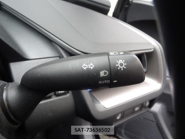 Toyota PRIUS 2023-03 8814869-14