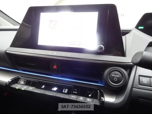Toyota PRIUS 2023-03 8814869-16