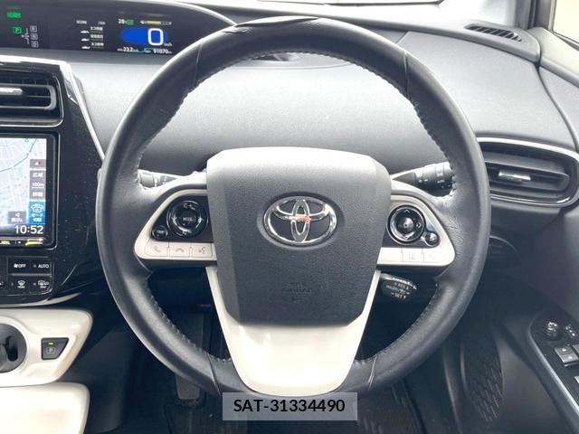 Toyota PRIUS 2016-04 8814942-10