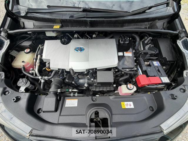 Toyota PRIUS 2017-03 8814944-16