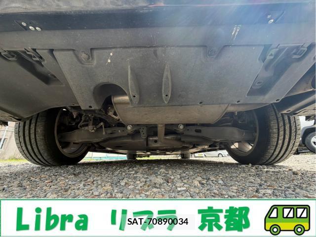 Toyota PRIUS 2017-03 8814944-18