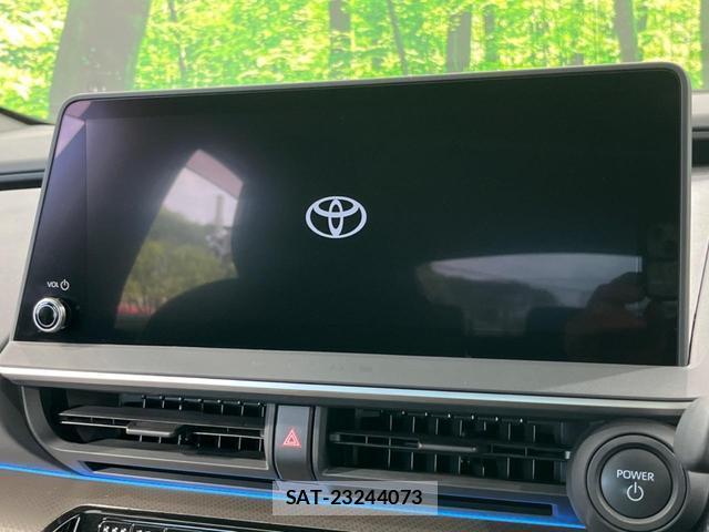 Toyota PRIUS 2023-10 8814985-2