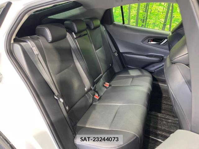 Toyota PRIUS 2023-10 8814985-8