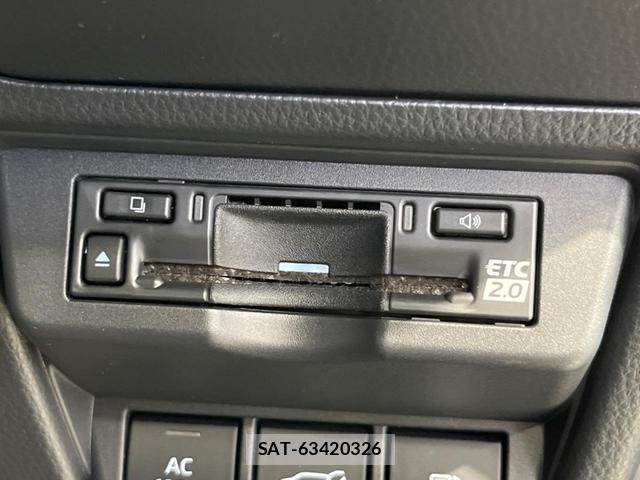 Toyota PRIUS 2025-03 8814987-6
