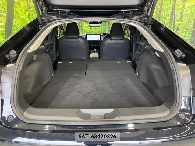 Toyota PRIUS 2025-03 8814987-9