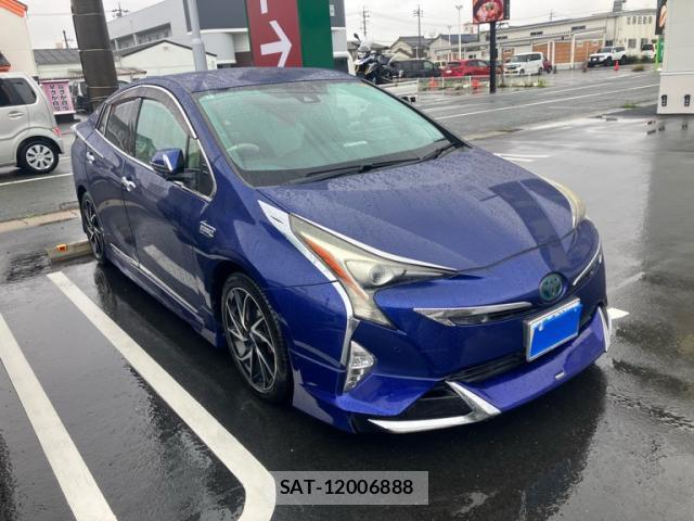 Toyota PRIUS 2016-06 8815040-1