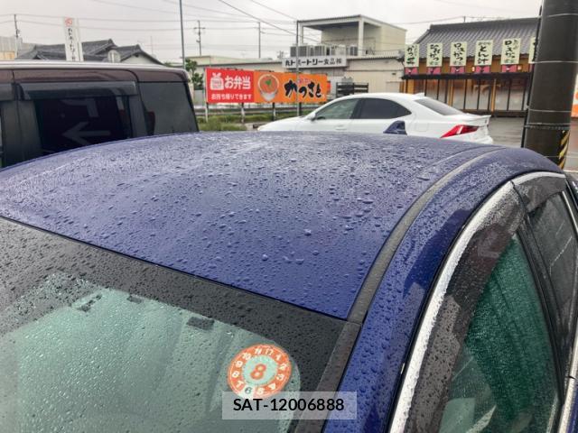 Toyota PRIUS 2016-06 8815040-11