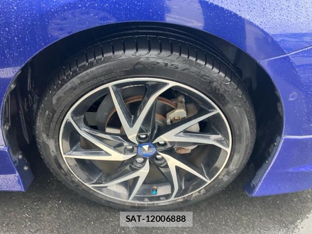 Toyota PRIUS 2016-06 8815040-12