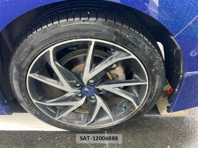 Toyota PRIUS 2016-06 8815040-4