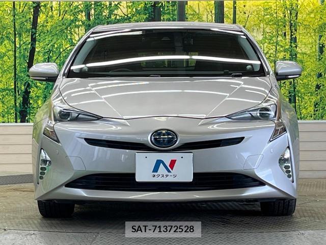 Toyota PRIUS 2016-06 8815098-13