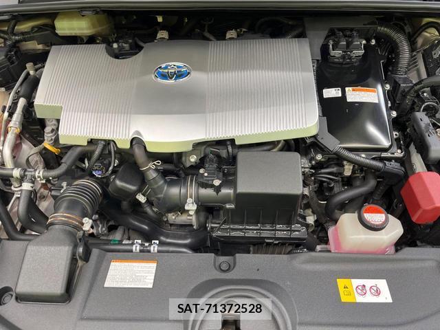 Toyota PRIUS 2016-06 8815098-17