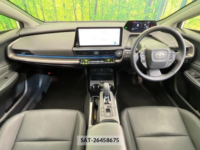 Toyota PRIUS 2025-03 8815180-1