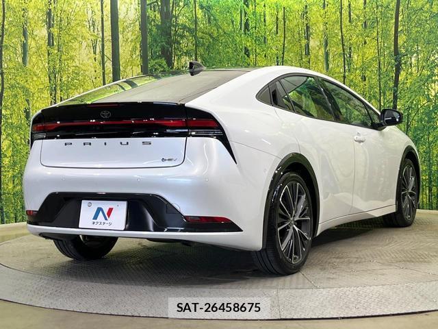 Toyota PRIUS 2025-03 8815180-16