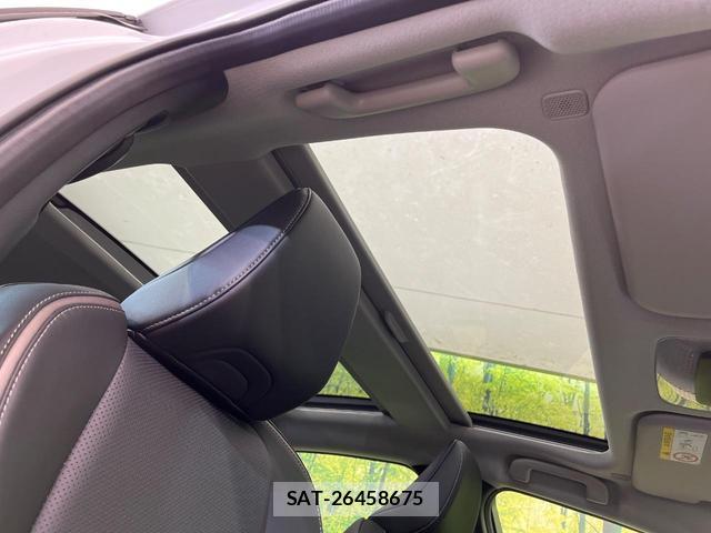 Toyota PRIUS 2025-03 8815180-2