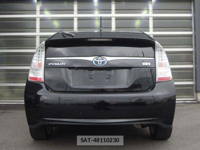 Toyota PRIUS 2010-09 8815181-2