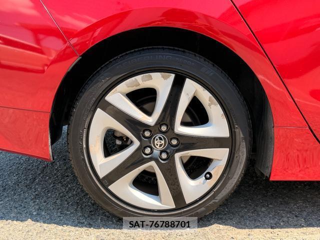 Toyota PRIUS 2016-08 8815188-19