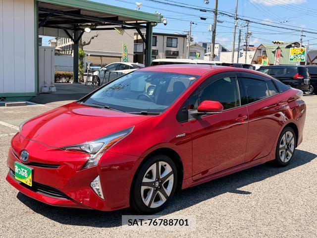 Toyota PRIUS 2016-08 8815188-6