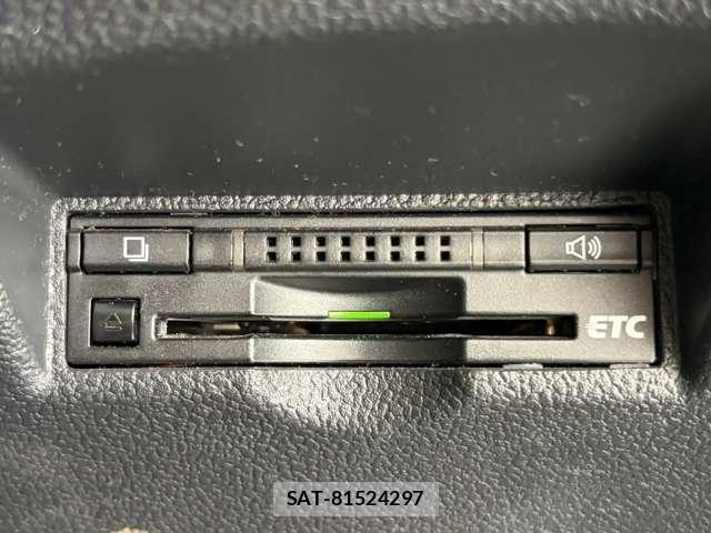 Toyota PRIUS 2016-06 8815237-16