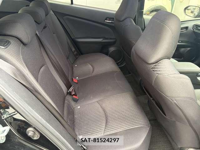 Toyota PRIUS 2016-06 8815237-7