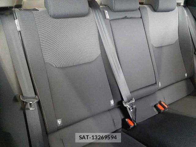 Toyota PRIUS 2025-03 8815393-5