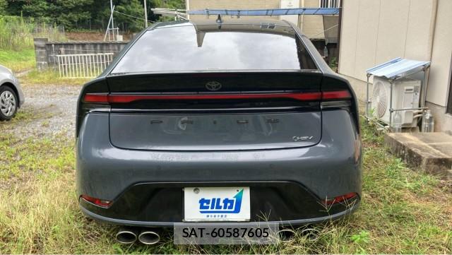 Toyota PRIUS 2024-08 8815462-1