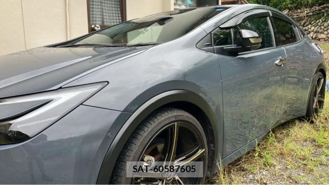 Toyota PRIUS 2024-08 8815462-10