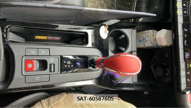 Toyota PRIUS 2024-08 8815462-14