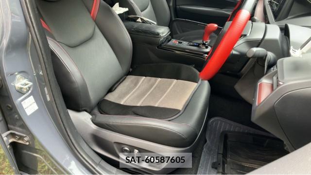 Toyota PRIUS 2024-08 8815462-5