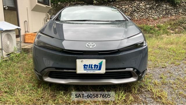 Toyota PRIUS 2024-08 8815462-9