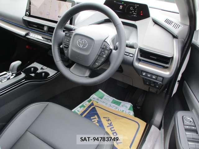 Toyota PRIUS 2026-08 8815575-10