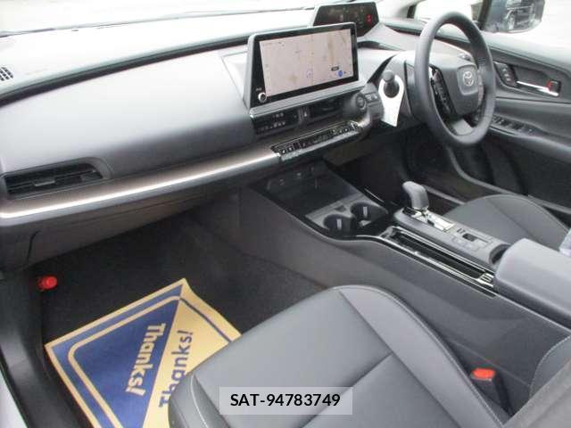 Toyota PRIUS 2026-08 8815575-11