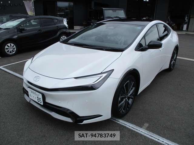 Toyota PRIUS 2026-08 8815575-2