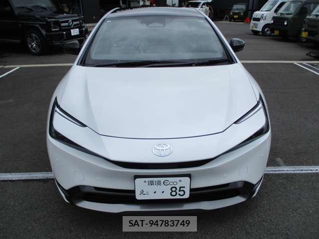 Toyota PRIUS 2026-08 8815575-3