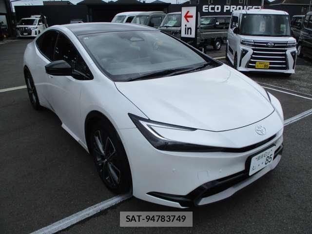 Toyota PRIUS 2026-08 8815575-4