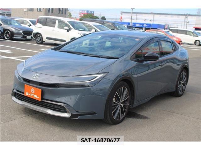 Toyota PRIUS 2023-08 8815776-14