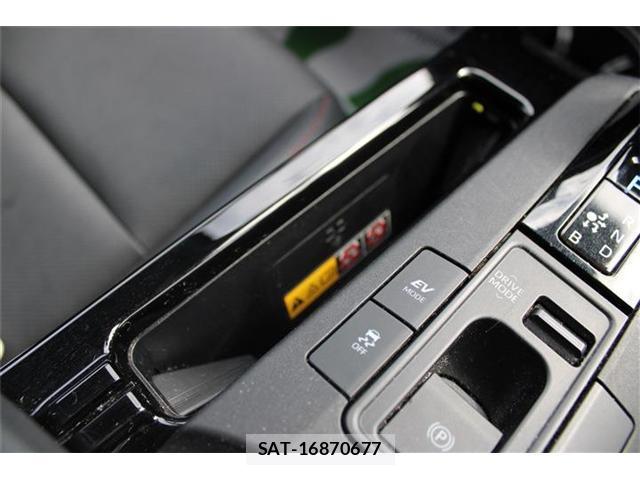 Toyota PRIUS 2023-08 8815776-4